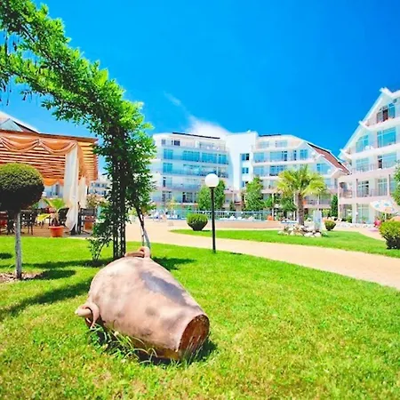 Apartment Sun Villag Apartament *